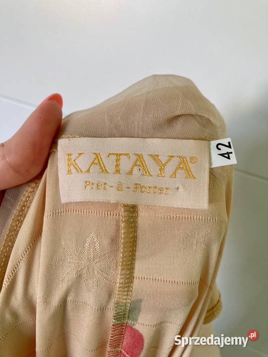 Nowa piękna midi sukienka ecru w róże Kataya