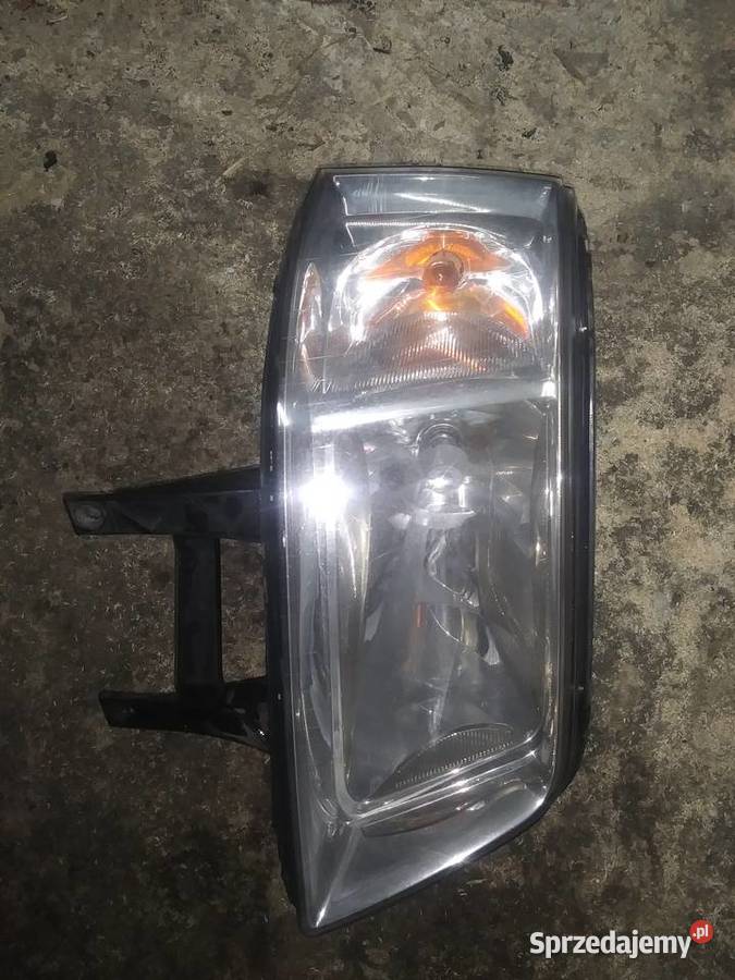 VW T5 Reflektor lampa przod prawa prawe Lubin sprzedam