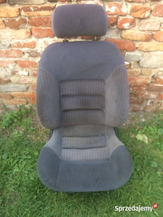 Fotel prawy Ford Escort Cabrio kabriolet Kutno