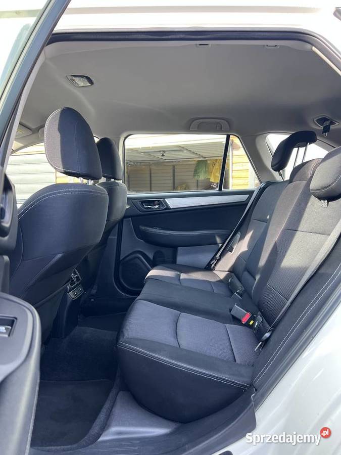 Subaru Outback 20D Polski salon Garażowany 175 Piątek