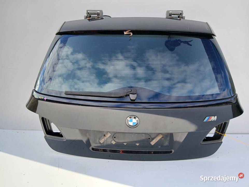 KLAPA BAGAŻNIKA BMW E61 6689 SCHWARZ 2 osobowe Strzyżewice sprzedam