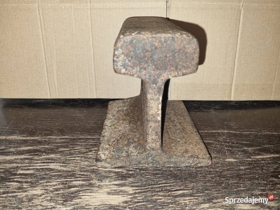 Kowadło szyna PKP z okresu PRL Lublin