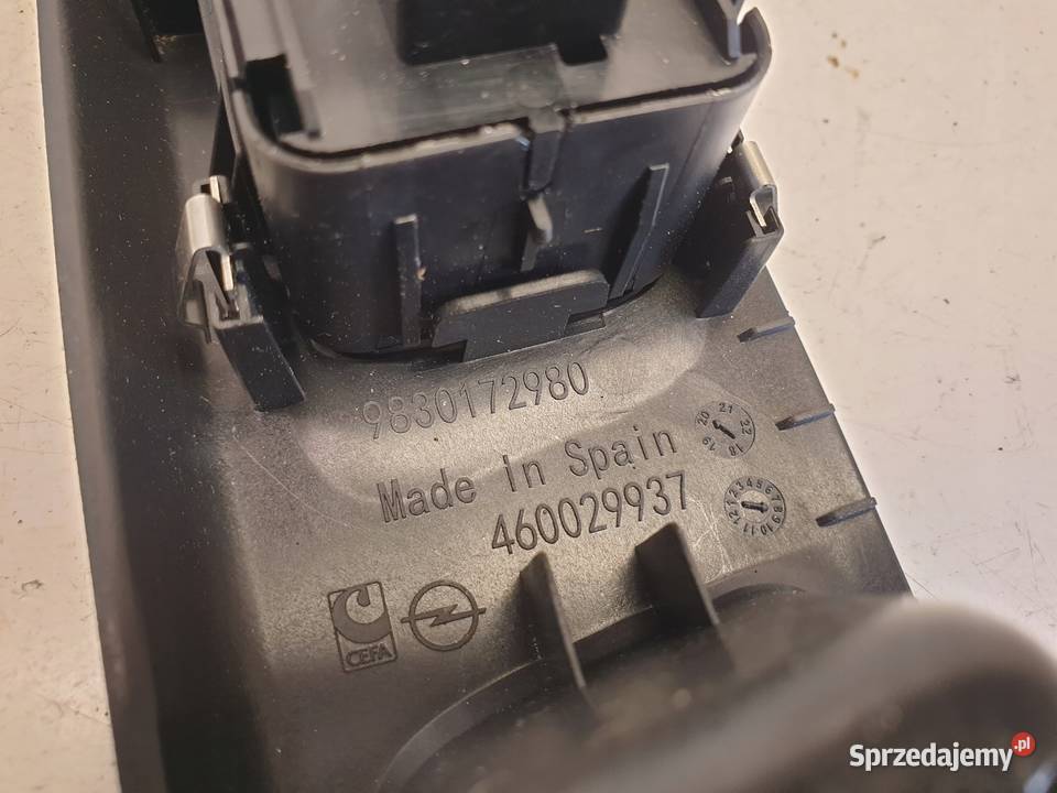 Opel Corsa F LEWY PANEL STERWANIA SZYBĄ przód Wyposażenie wnętrza Janów