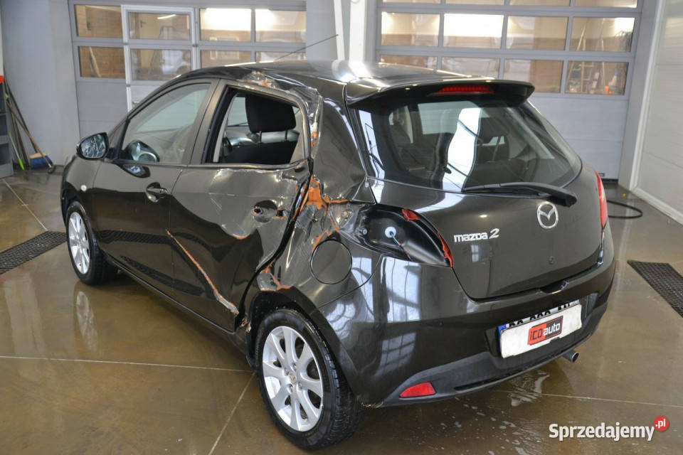 Mazda 2 13 benzyna 75 klimatyzacja mały przebieg Kęty