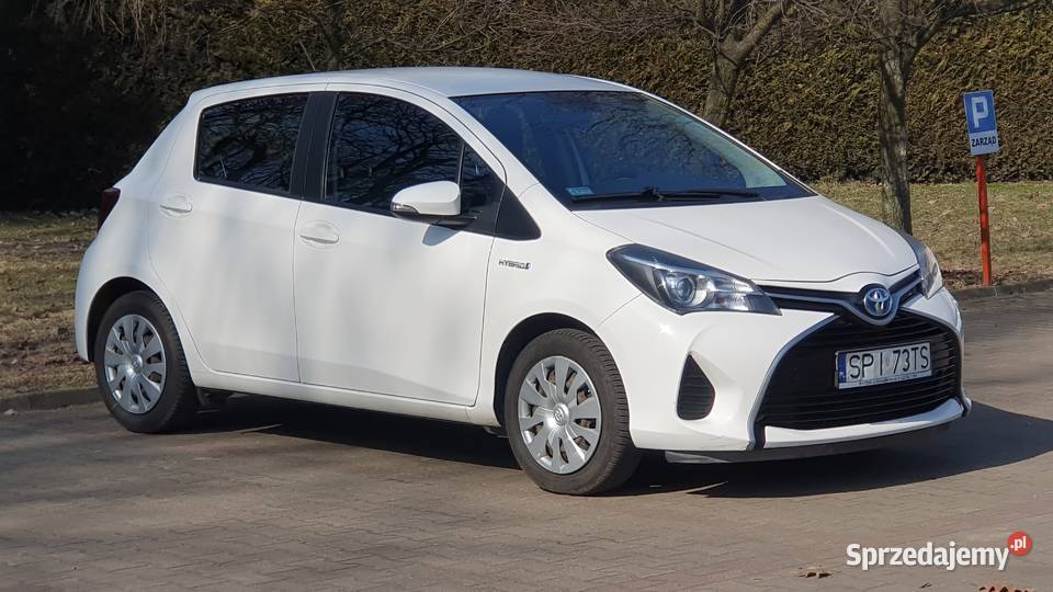 Yaris hybryda 2014r FL Samochody osobowe Piekary Śląskie