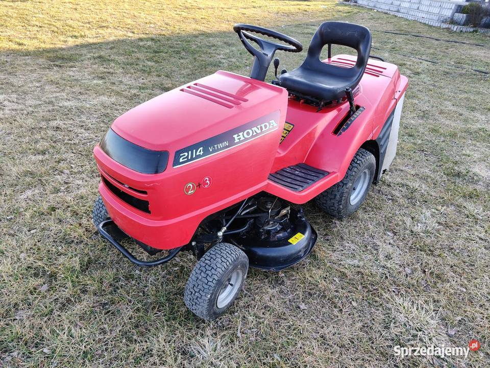 Traktorek kosiarka Honda 2114 VTwin 14 GCV520 Iwaniska sprzedam