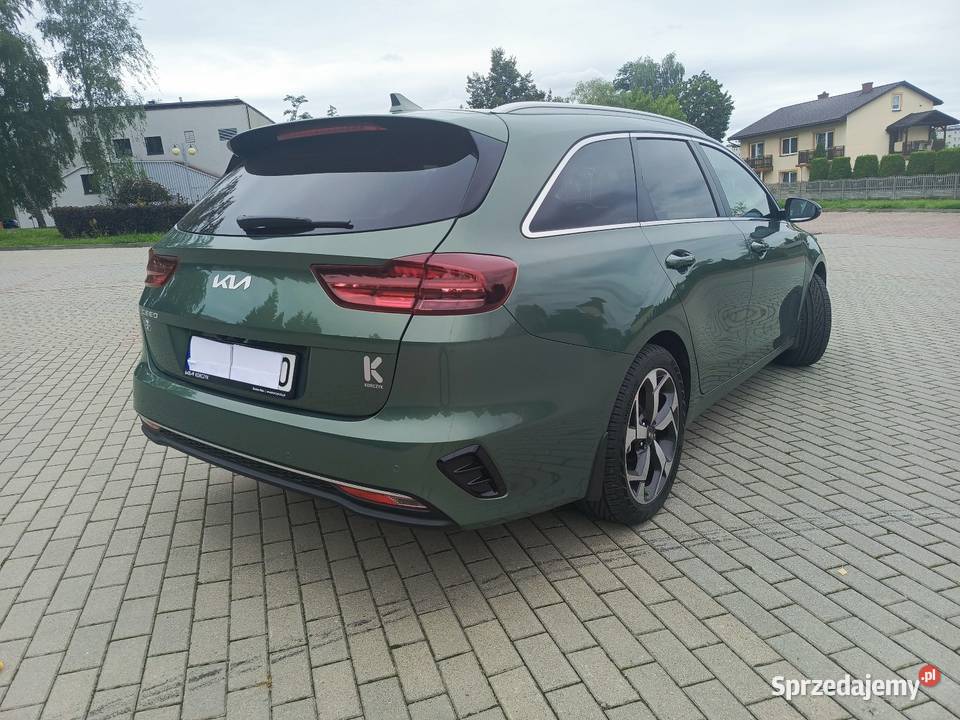 Kia Ceed Kombi Turbite 2024 Stan Salonowy 4 sprzedam
