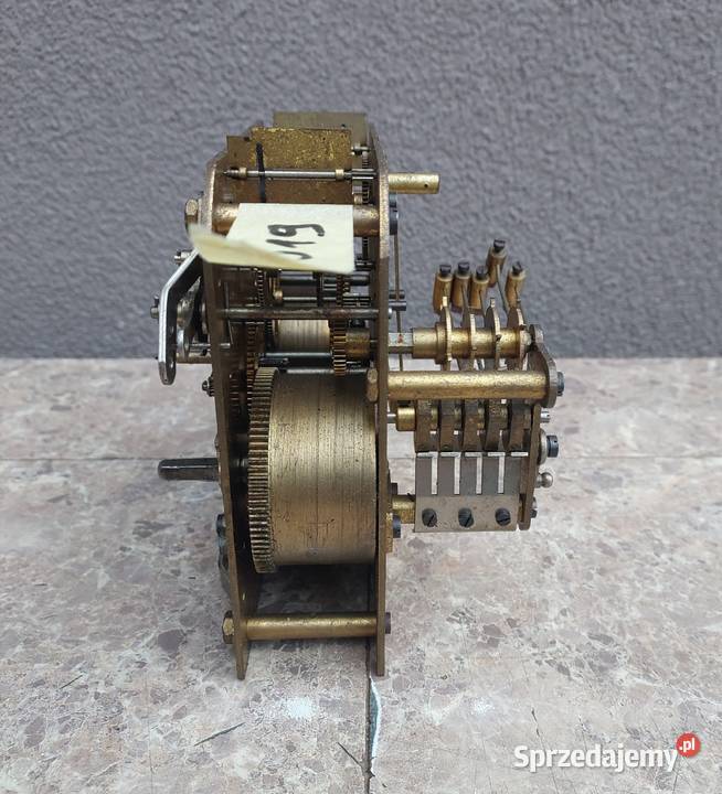 M019 Mechanizm starego zegara kwadransowy Tczew