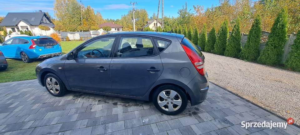 Hyundai i30 14 benzyna manualna Przysucha