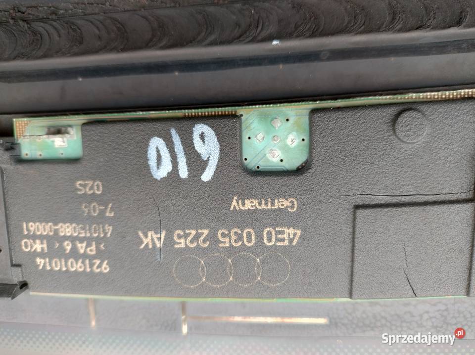 AUDI A8 D3 SEDAN SZYBA TYLNA TYŁ Rok produkcji 2006 Zahajki-Kolonia