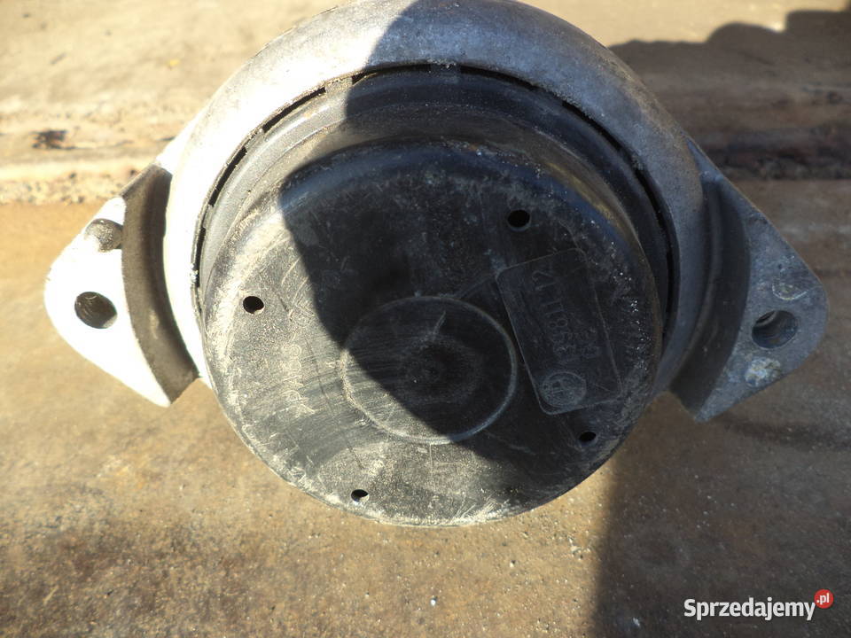 BMW E87 118D 20 DIESEL PODUSZKA SILNIKA 13981112 wielkopolskie sprzedam