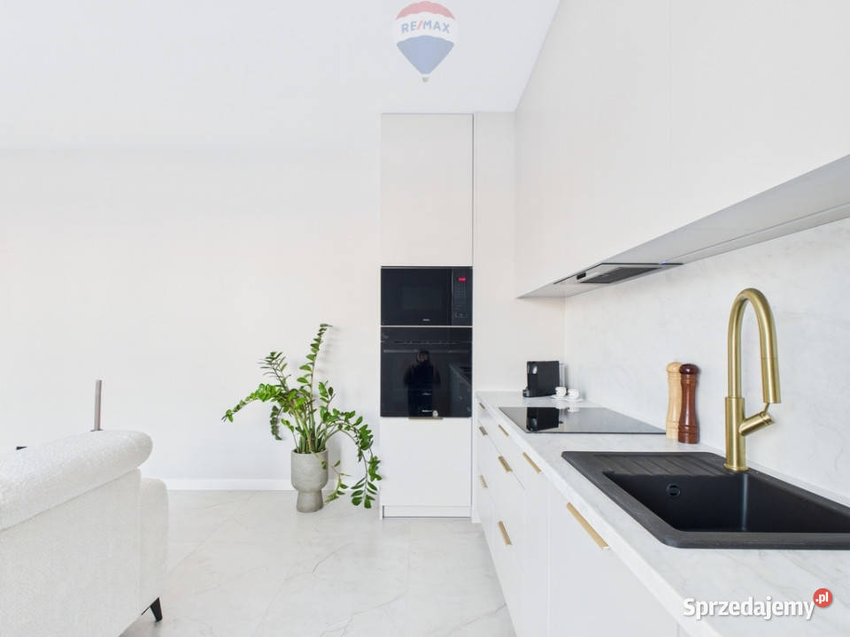 Nowe mieszkanie z prywatnym ogródkiem w Wawrze