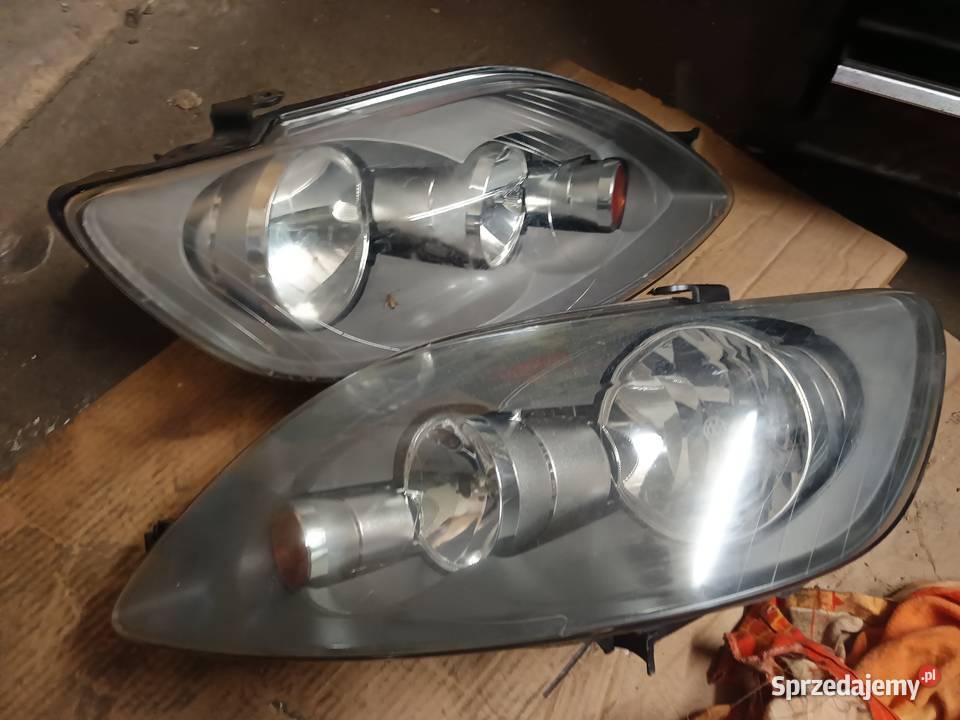Lampy przednie golf 5 16 fsi Wołów