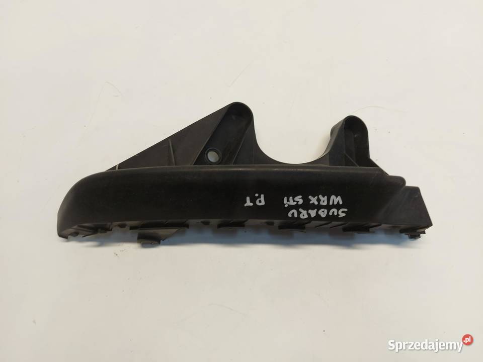 Subaru WRX STI 2015r mocowanie ślizg błotnika