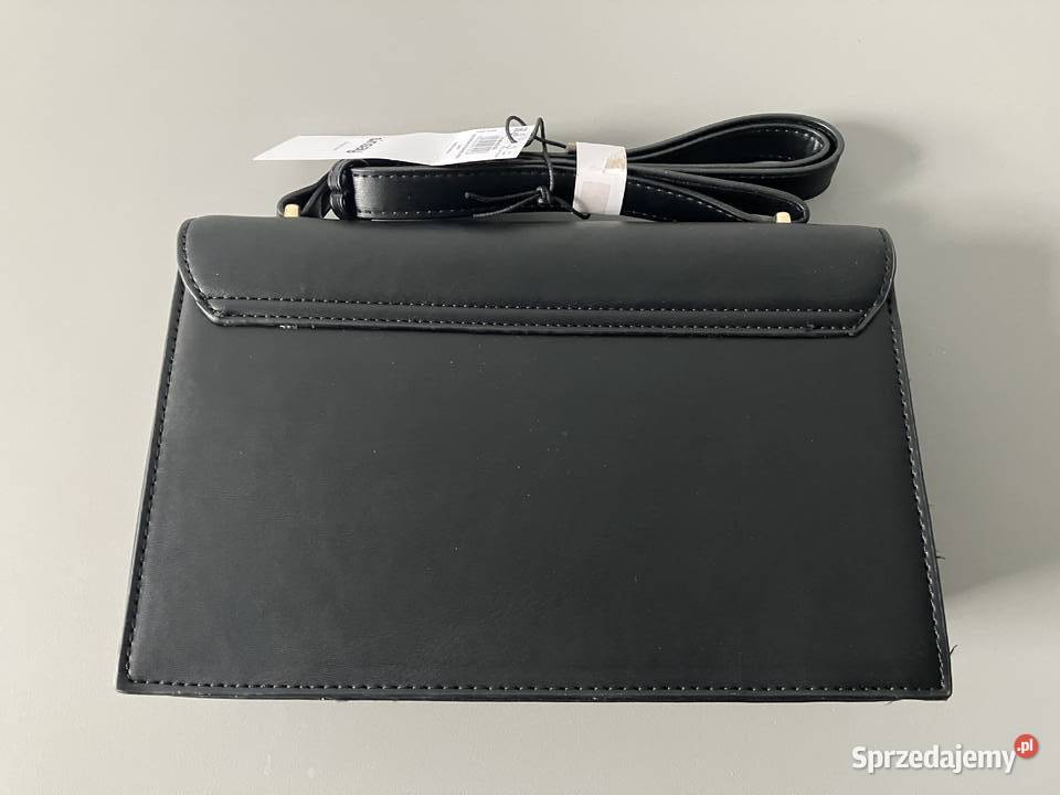 czarna torebka torba sinsay kopertowka Toruń