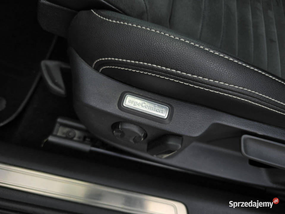 Volkswagen Passat ELEGANCE Sedan 15 TSI 150 Nasiegniewo