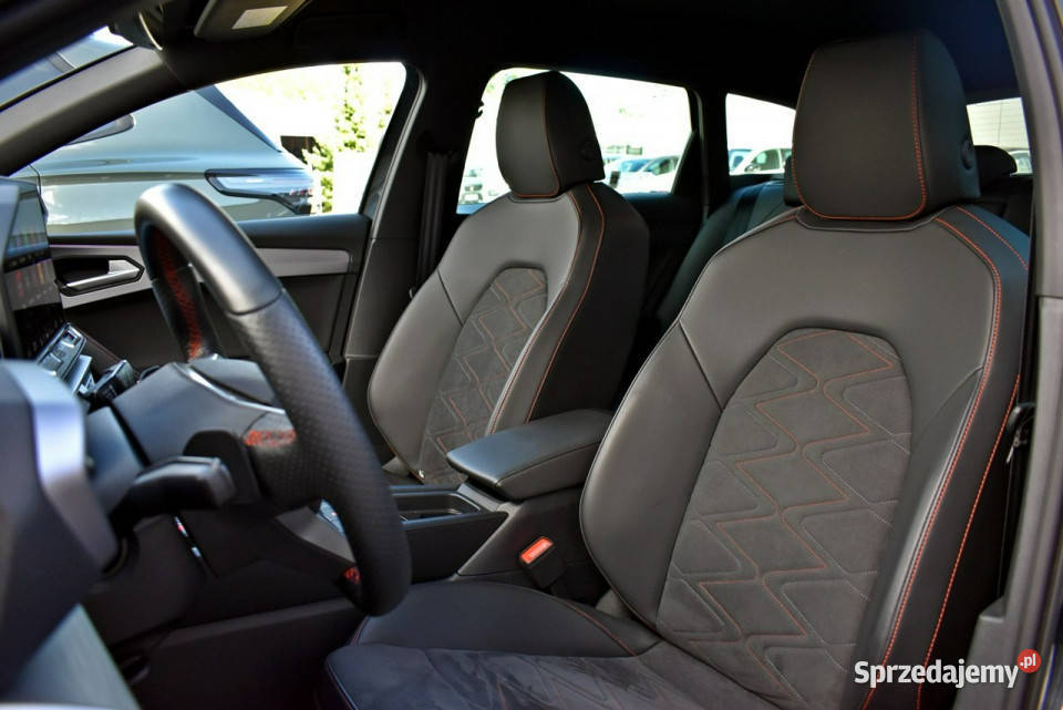 Seat Leon Bezwypadkowy Salon Polska Serwis ASO kamera cofania Łódź