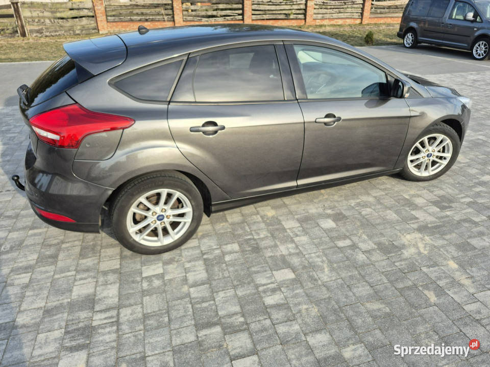 Ford Focus 15tdci navi bezwypadkowy alufegi pdc ABS lubelskie