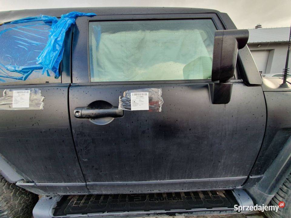 DRZWI PRAWE PRZÓD TOYOTA FJ CRUISER osobowe Lipno