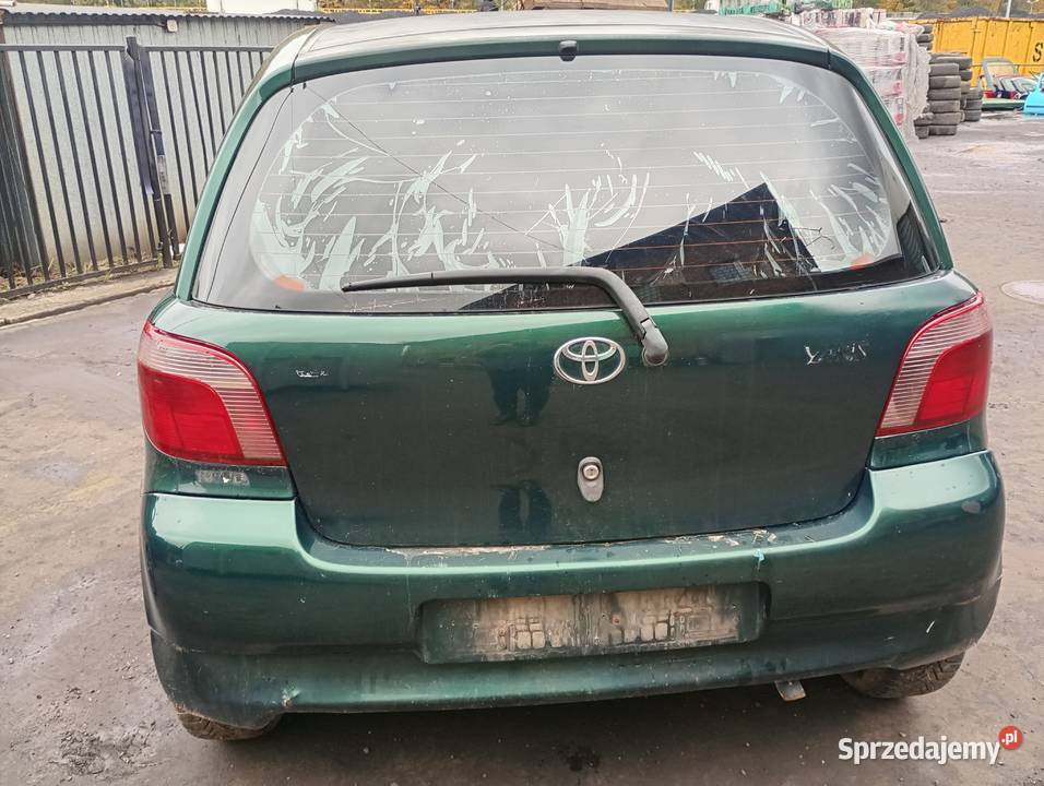 Toyota Yaris I 10b lampa przednia części Wałbrzych