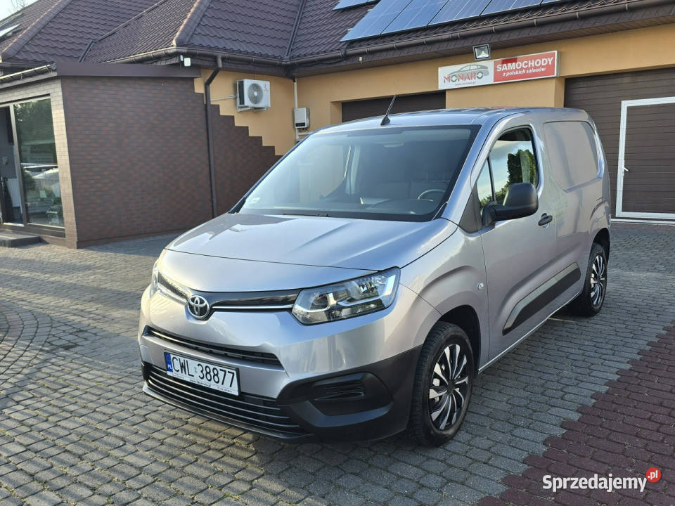 Toyota Proace City 15 D4D 3osobowa Salon Polska zarejestrowany w Polsce Nasiegniewo