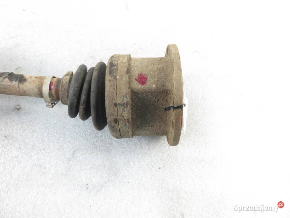 PÓŁOŚ LEWA PRZEDNIA NISSAN TERRANO II R20 24 i