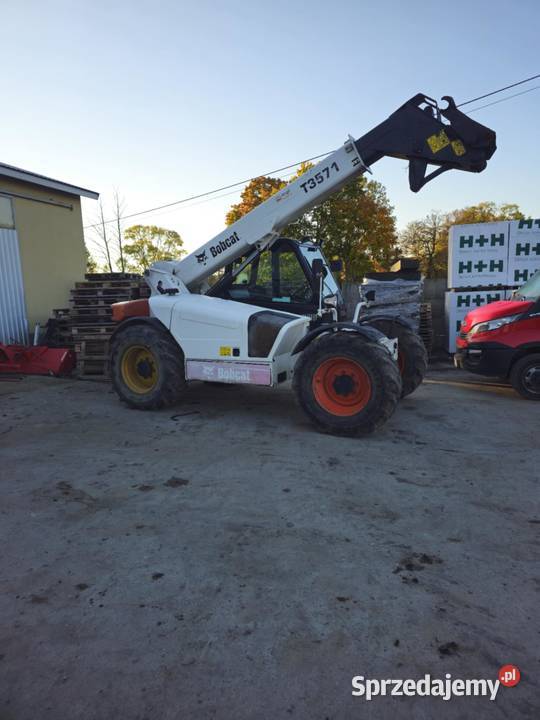 Ładowarka teleskopowa bobcat T3571