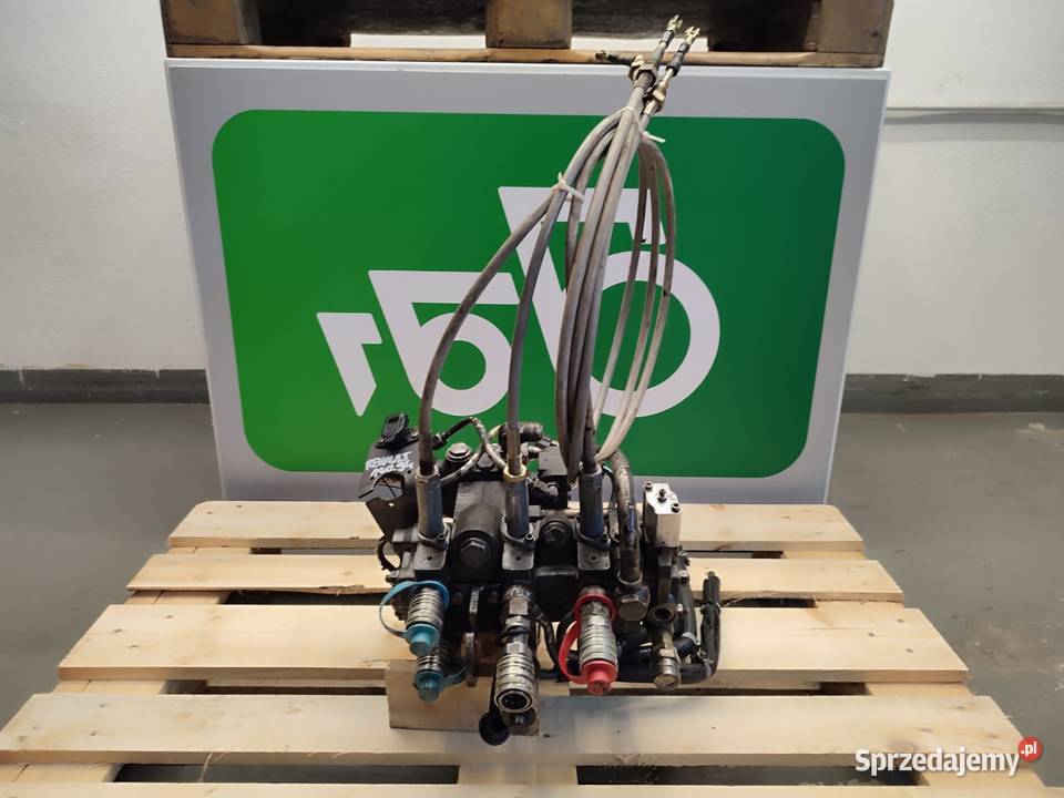 Rozdzielacz hydrauliczny 227397 77000273 Renault Wilkowo