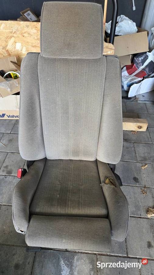 Fotele przednie BMW E30 sportsitze mpakiet Jaworze