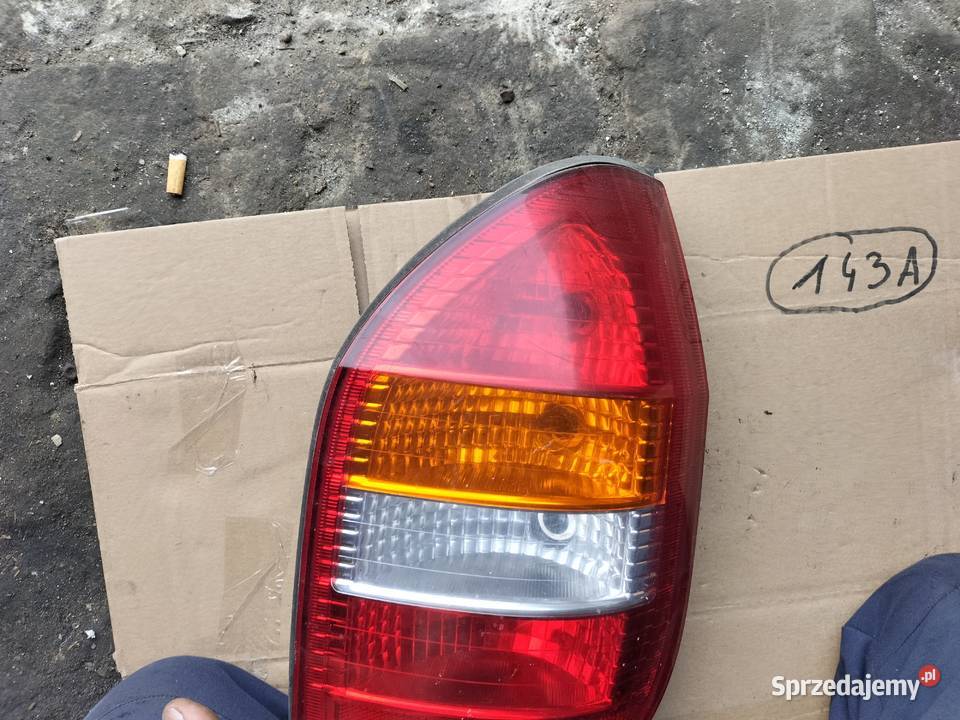 OPEL ZAFIRA A LAMPA TYŁ TYLNA PRAWA Kamień-Kolonia
