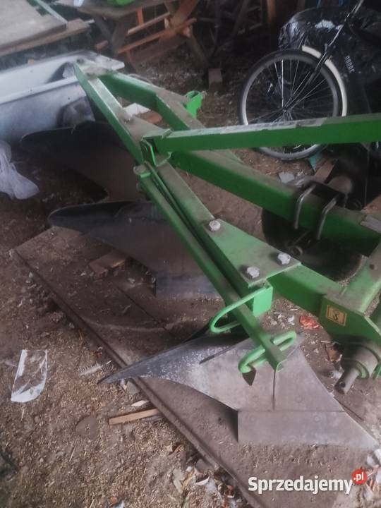 Pług 3 skibowy BOMET Stanisławów