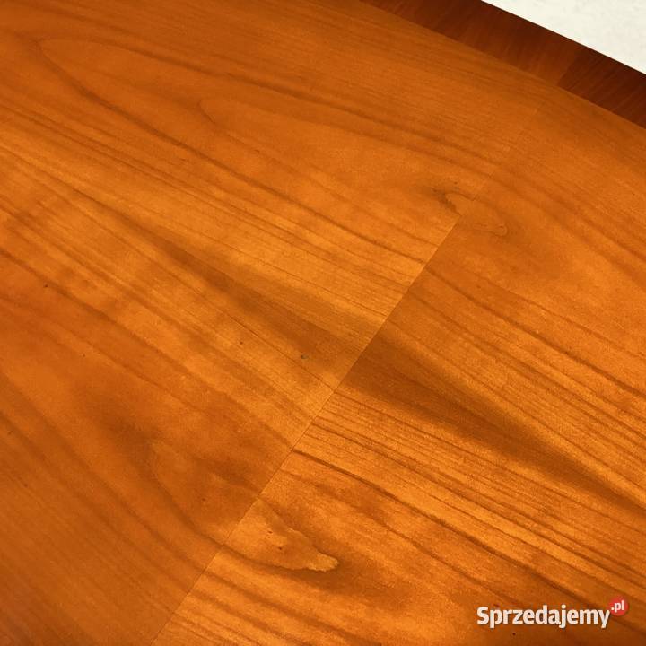 Intarsjowany wiśniowy stolik kawowy owalny Meble Budno