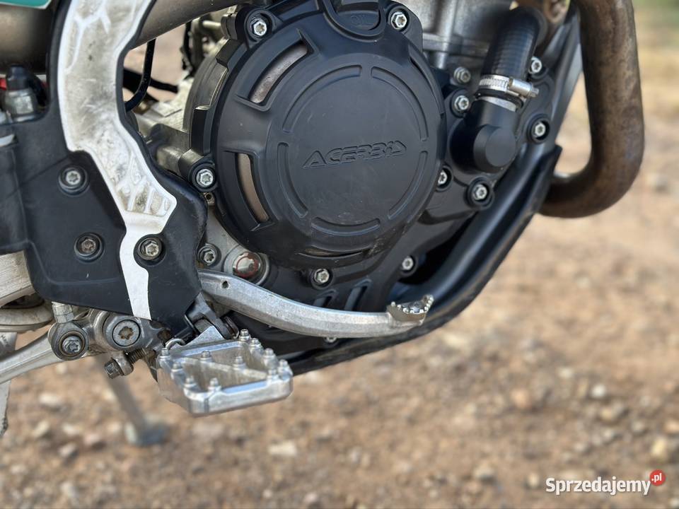 Husqvarna FE 350 2022 manualna Sarnaki