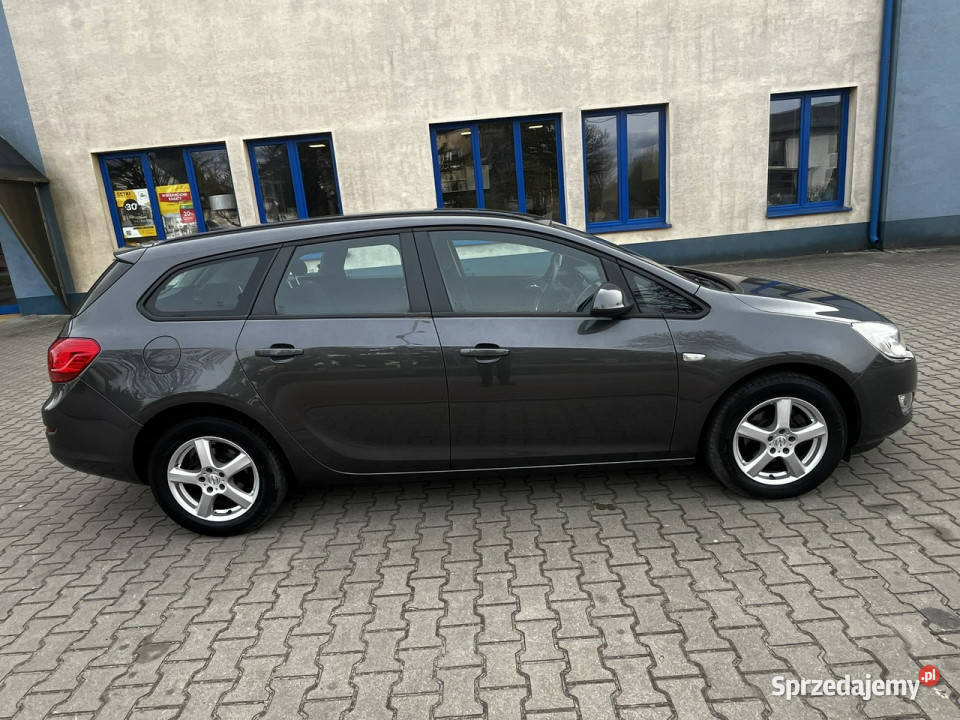 Opel Astra Opel Astra IV 14B 2011r Klimatyzacja Rok produkcji 2011 Astra Sokołów Podlaski
