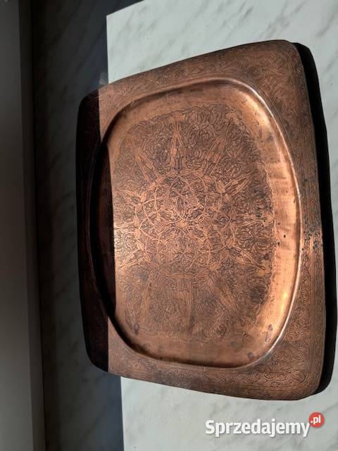 Stara taca mosiężna z ładnym dekorem popielnica