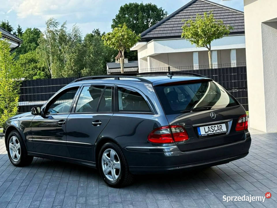 Mercedes E 200 W211 E200 184 Automat Elegance lakier metallic mazowieckie Radom