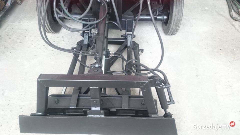 Ratrak do tras biegowych Pistenbully 130 Wałbrzych