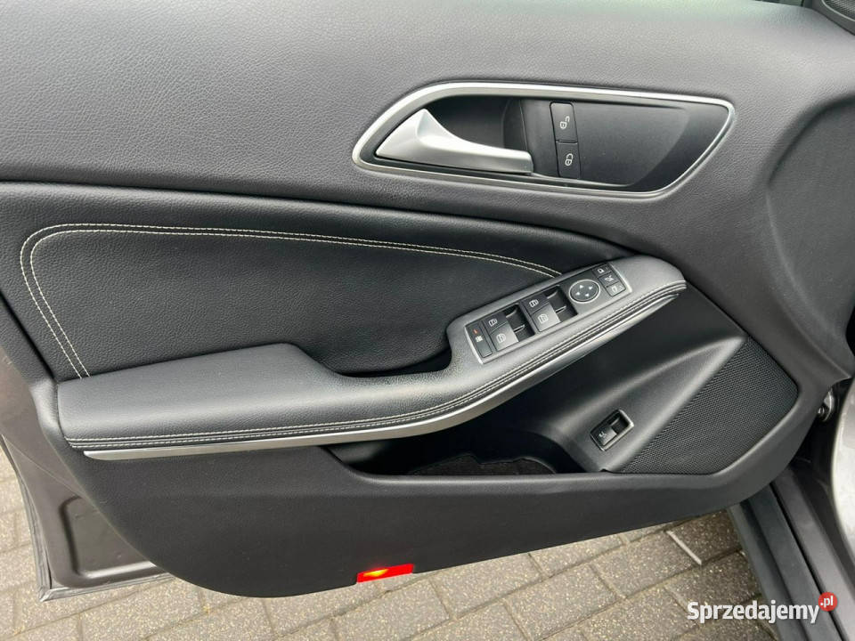Mercedes GLA 200 Panorama Sportowe fotele PDC tempomat Baranowo