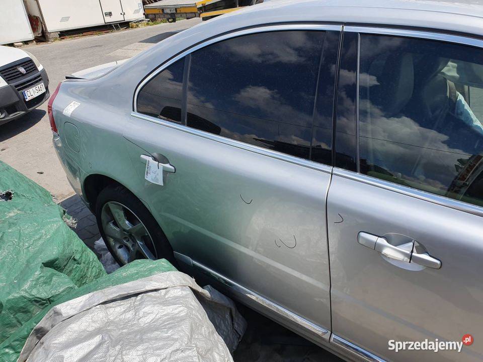 DRZWI PRAWE TYŁ VOLVO S80 42600 Lipno sprzedam