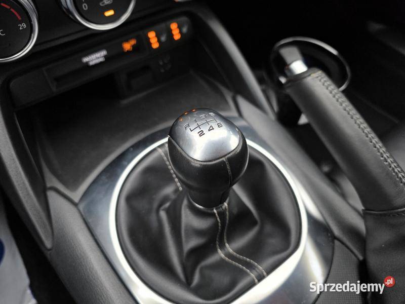 Lusso 14l benzyna Turbo 140Przebieg 124 Spider Samochody osobowe