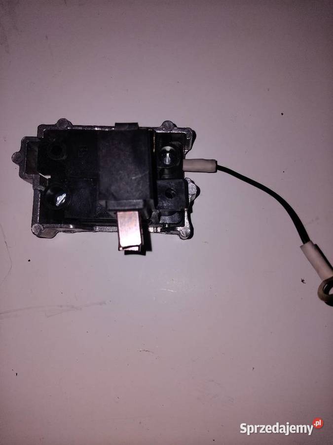 Regulator napięcia alternatora Łada 21052107 Przemyśl