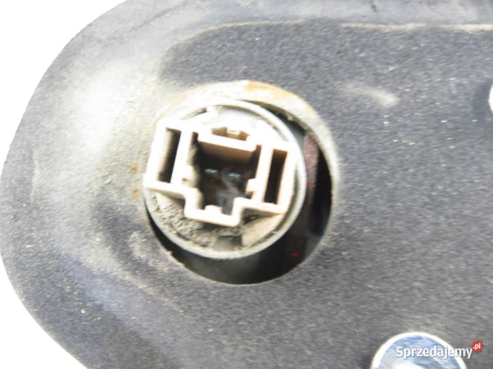 LAMPA LEWA TYLNA HONDA FRV BE