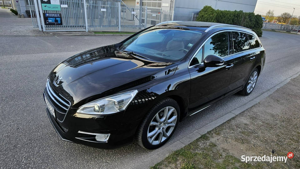 Peugeot 508 SW Peugeot 508 SW kombi czarny na Kraków