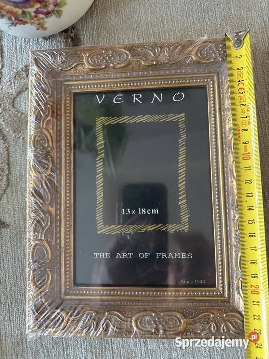 Drewniana rzeźbiona ramka na zdjęcia Glamour