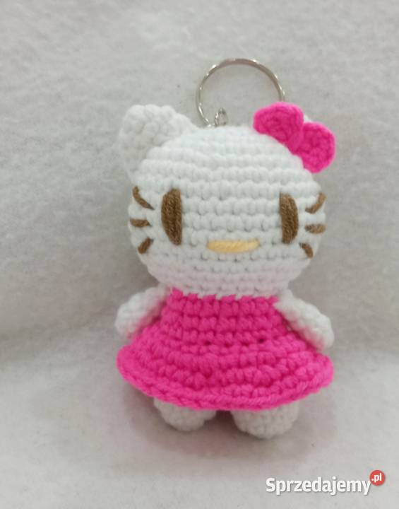 Hello Kitty wykonana na szydełku brelok Łask