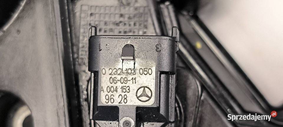 POKRYWA ZAWORÓW MERCDESBENZ C 160 Lipno sprzedam