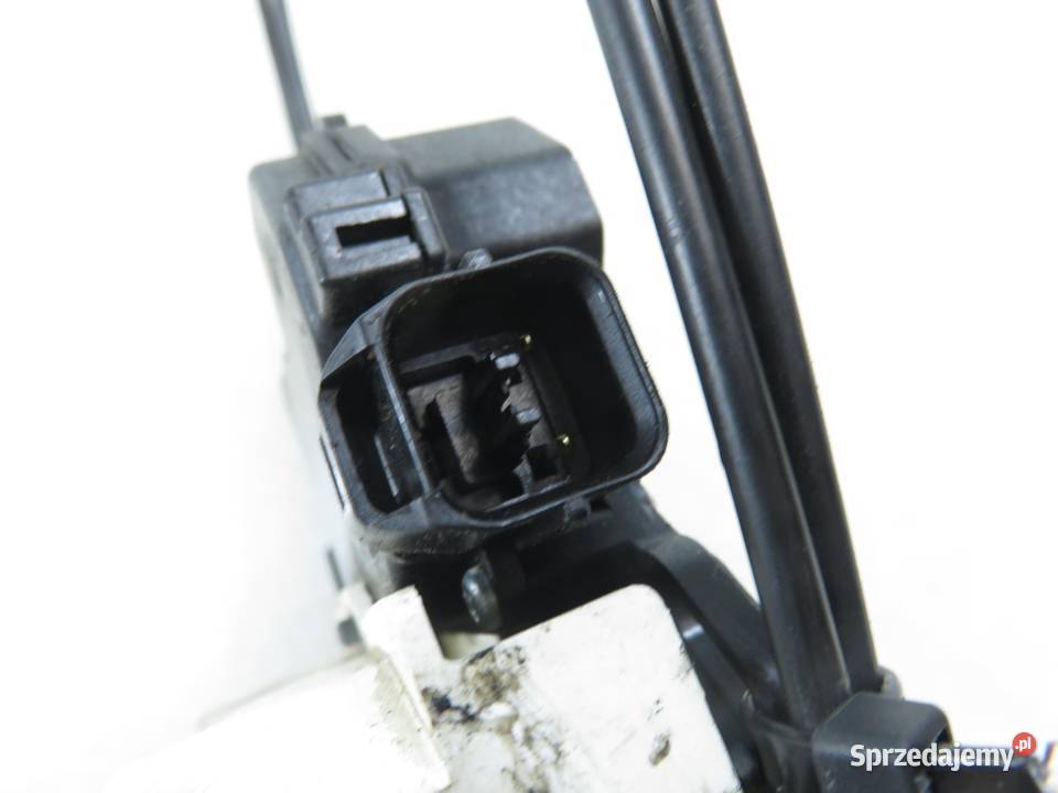 ZAMEK PRAWY PRZEDNI CITROEN CCROSSER sprzedam