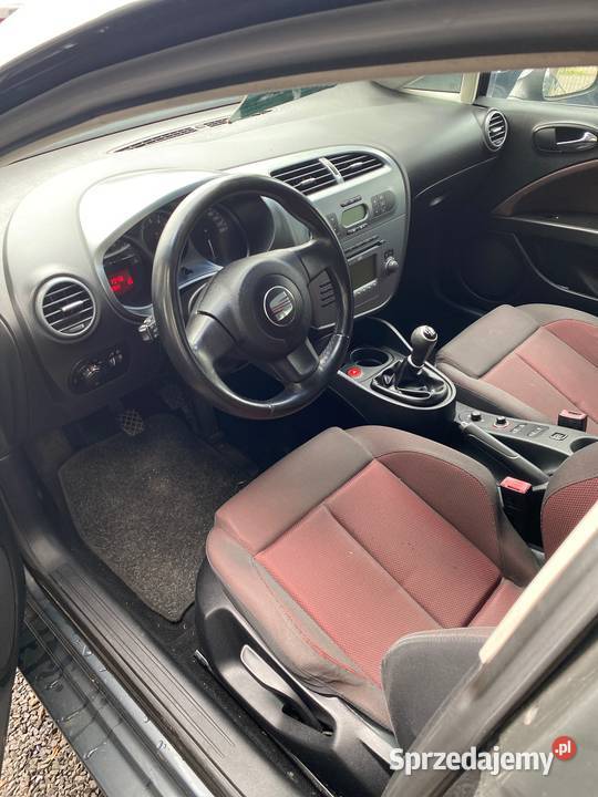 Seat Leon 20 Benz 150 2007 zadbany opłacony ABS Chełm sprzedam