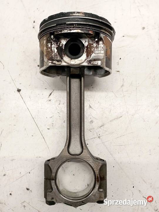 TŁOK KORBOWÓD 12 16V Nissan Micra IV 2010