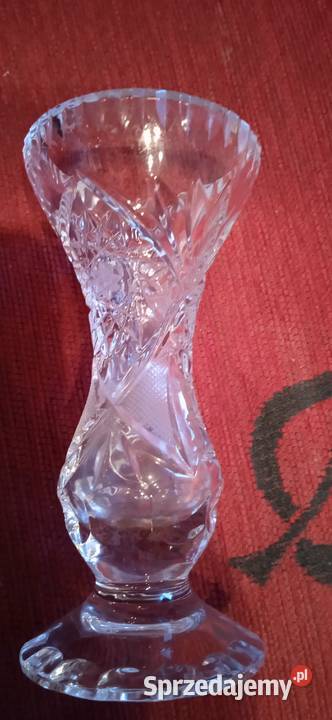 Piękne wazoniki z kryształu Świdnica